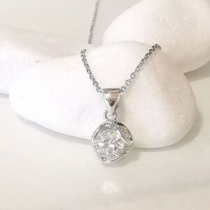 NWT sterling silver 1ct cz pendant necklace